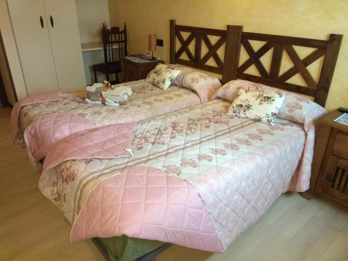 Affittacamere La Cerca De Dona Jimena Modúbar de San Cibrián Esterno foto